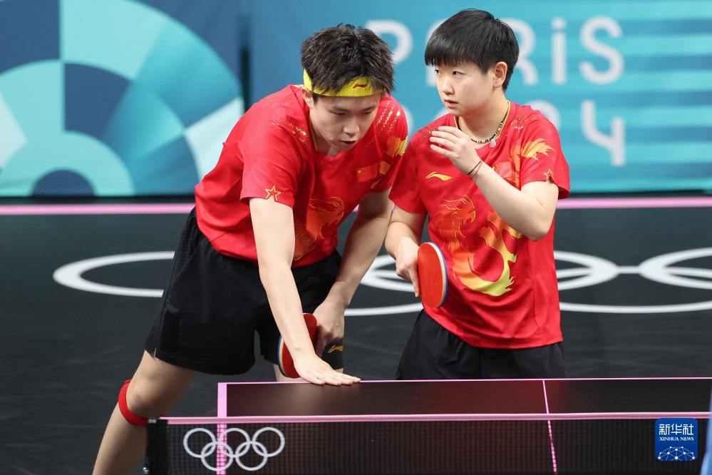 纽维尔老男 纽维尔老男