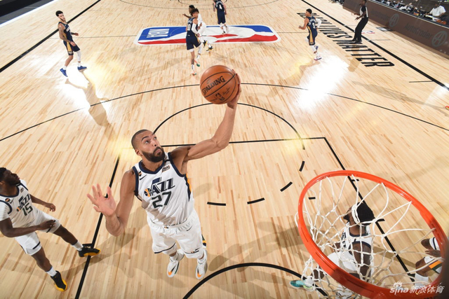 缝隙拿到首 缝隙拿到首